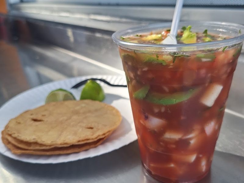 Mariscos Guillen La Playita food
